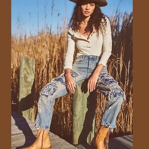 Free People Desert Rose Jeans High Rise Straight Leg Floral Patches Size 27